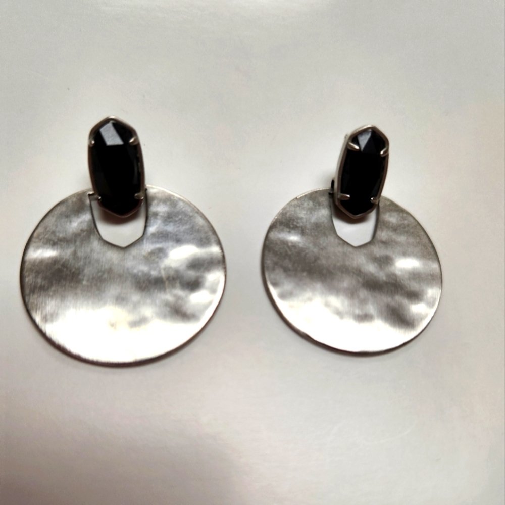 Kendra Scott Post Earrings Black and Hammered Metal